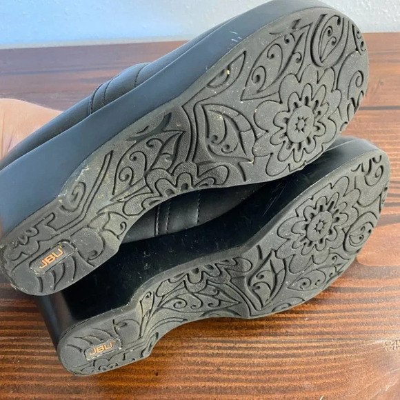 JBU - Picture 7 of 8